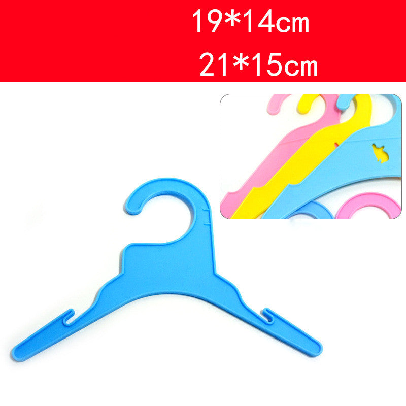 Plastic Rack for Pet Clothes Hanger for Cats and Dogs