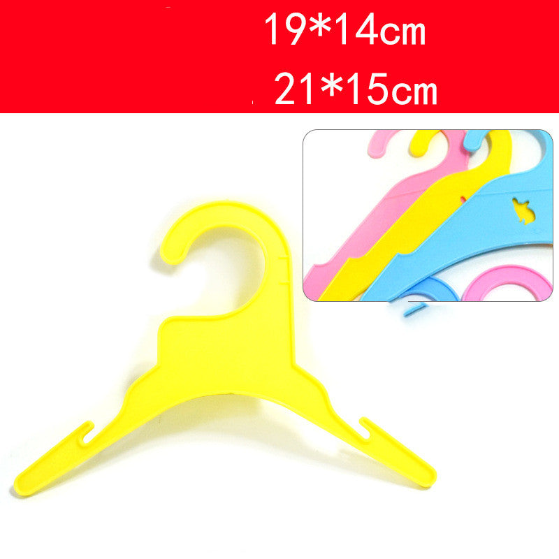 Plastic Rack for Pet Clothes Hanger for Cats and Dogs